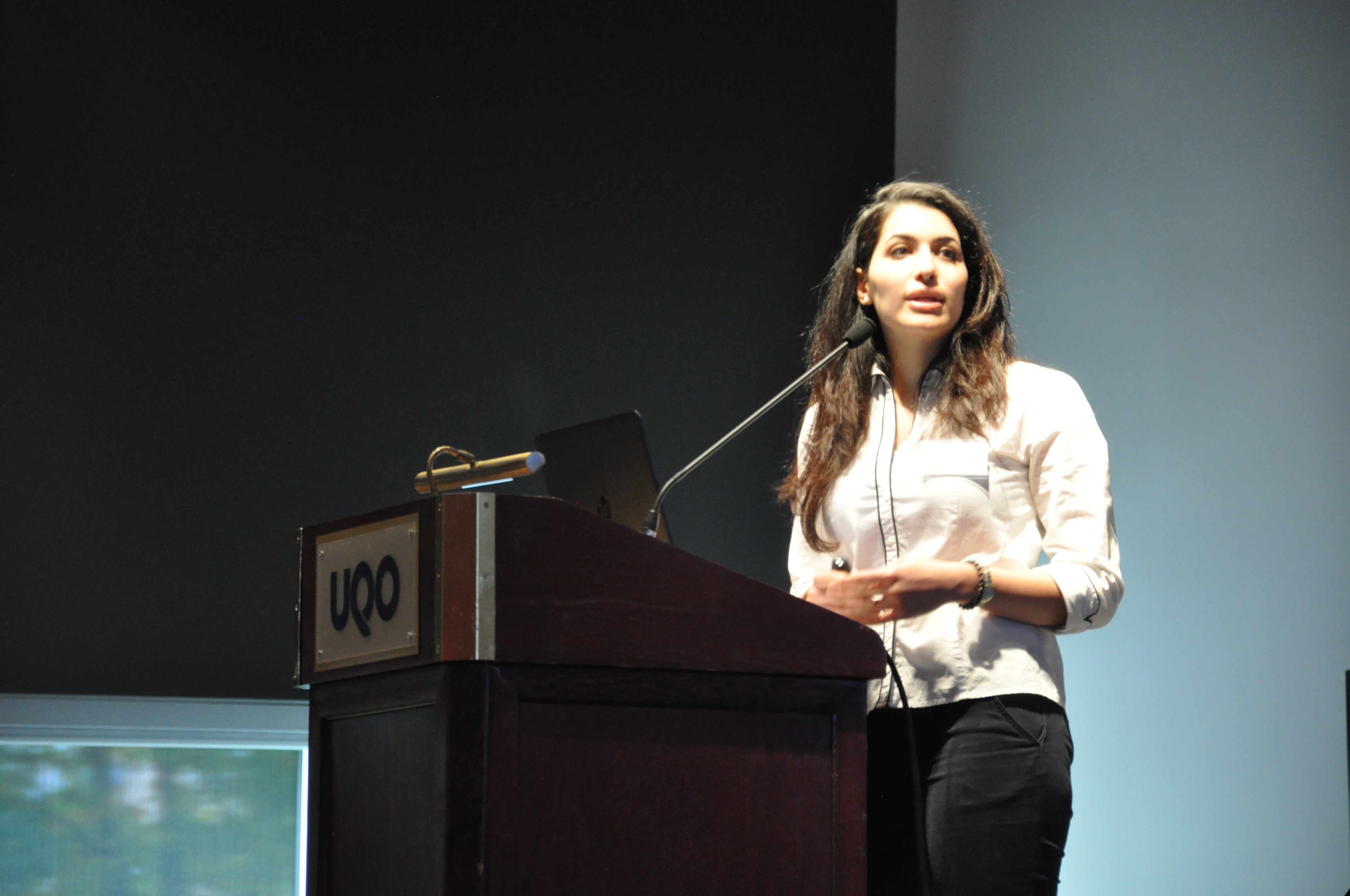 Reem on stage
